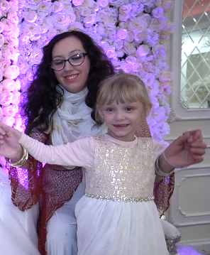 Nadia Zofia Kalinowska and her mother Aleksandra Wahab