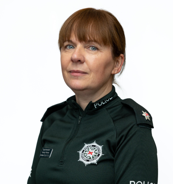 Superintendent Wendy Pollock in PSNI uniform