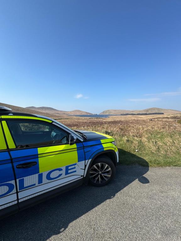 Police vehicle in Mournes