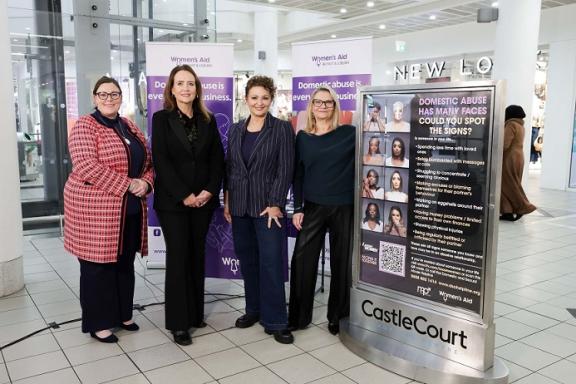  PSNI, Castle Court and Women’s Aid welcome Loose Women's award-winning Facing it Together campaign to NI